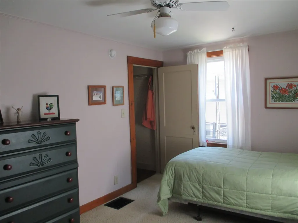 60 Pine Street Littleton NH 03561
