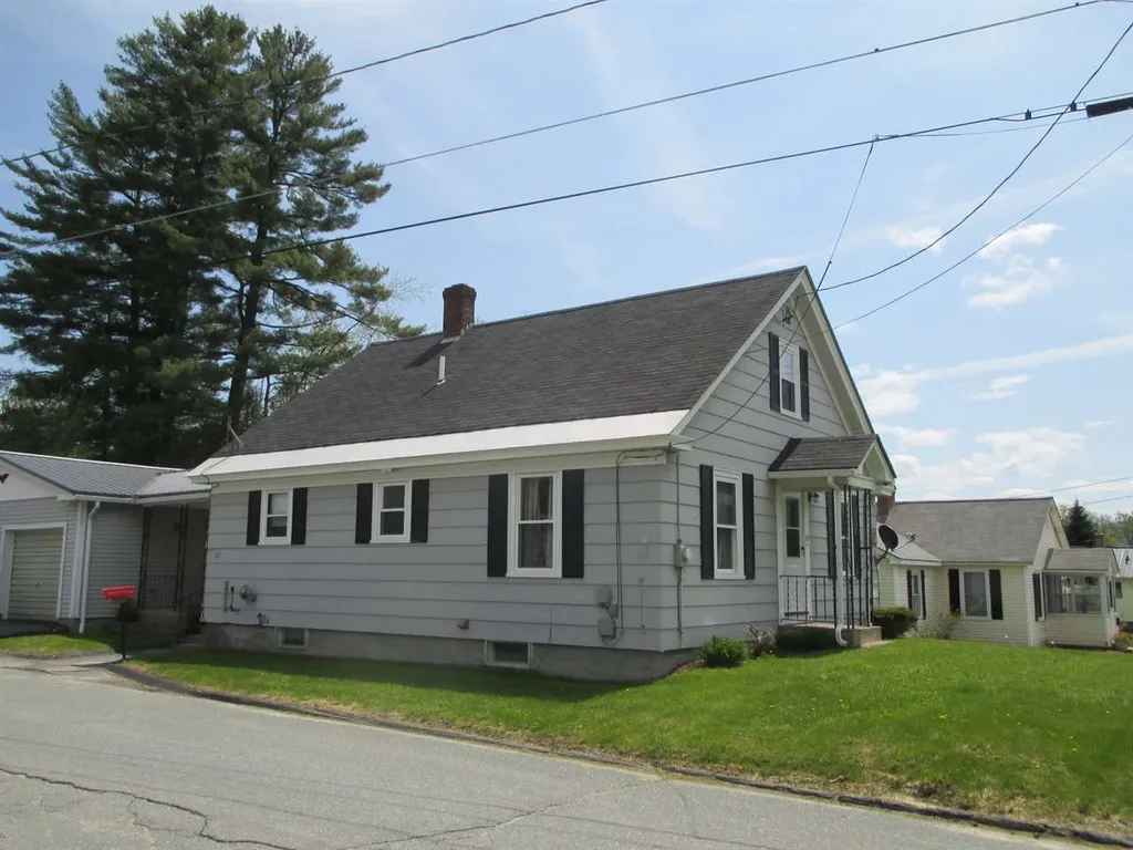 60 Pine Street Littleton NH 03561