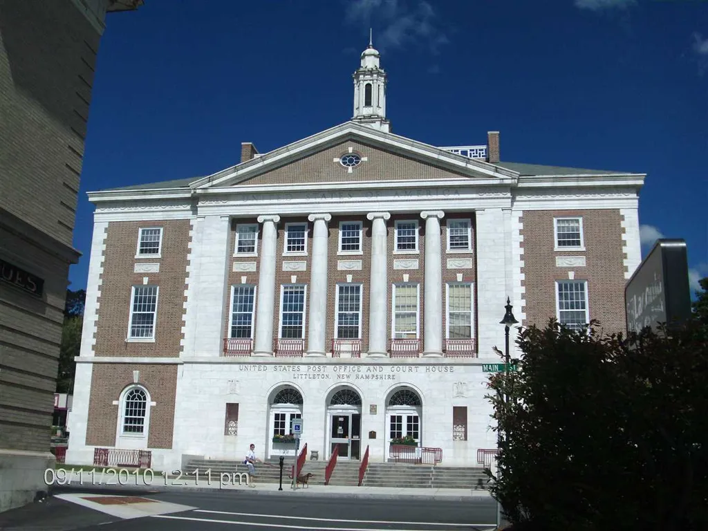 60 Pine Street Littleton NH 03561