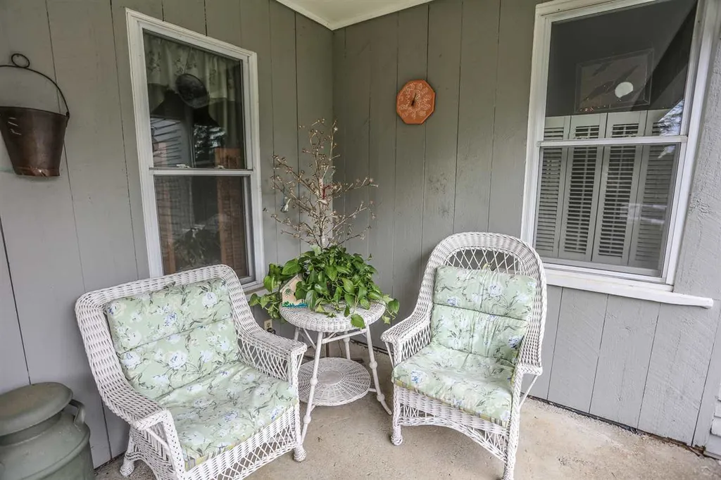 54 Maple Street Wilton NH 03086
