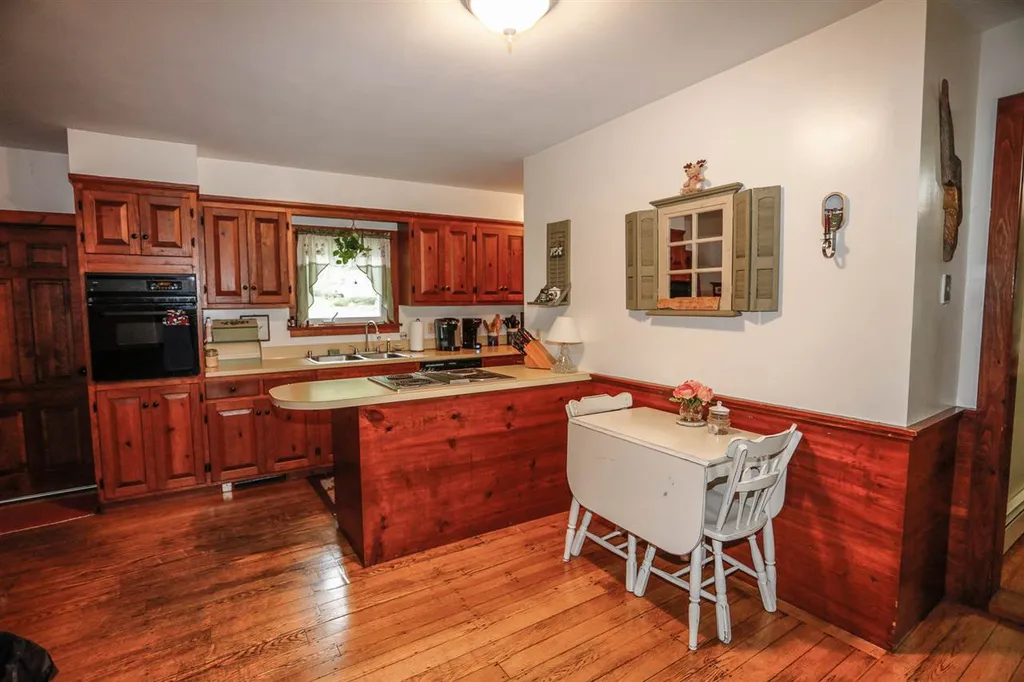 54 Maple Street Wilton NH 03086