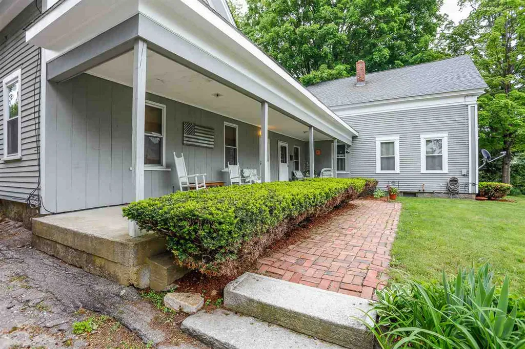 54 Maple Street Wilton NH 03086