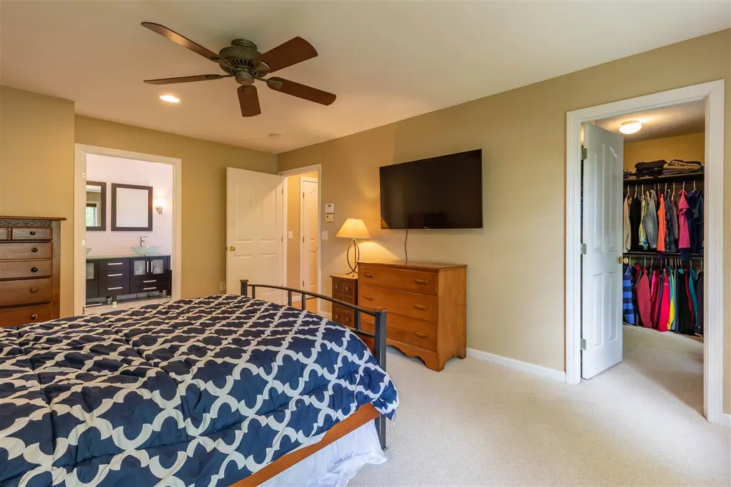 11 Inkberry Road New Boston NH 03070