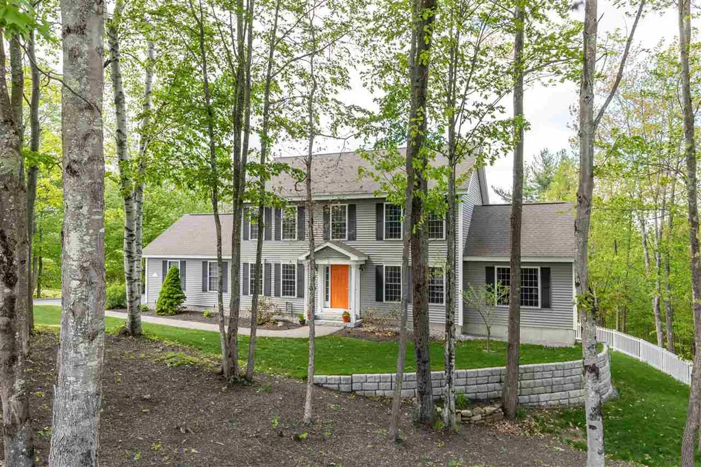 11 Inkberry Road New Boston NH 03070