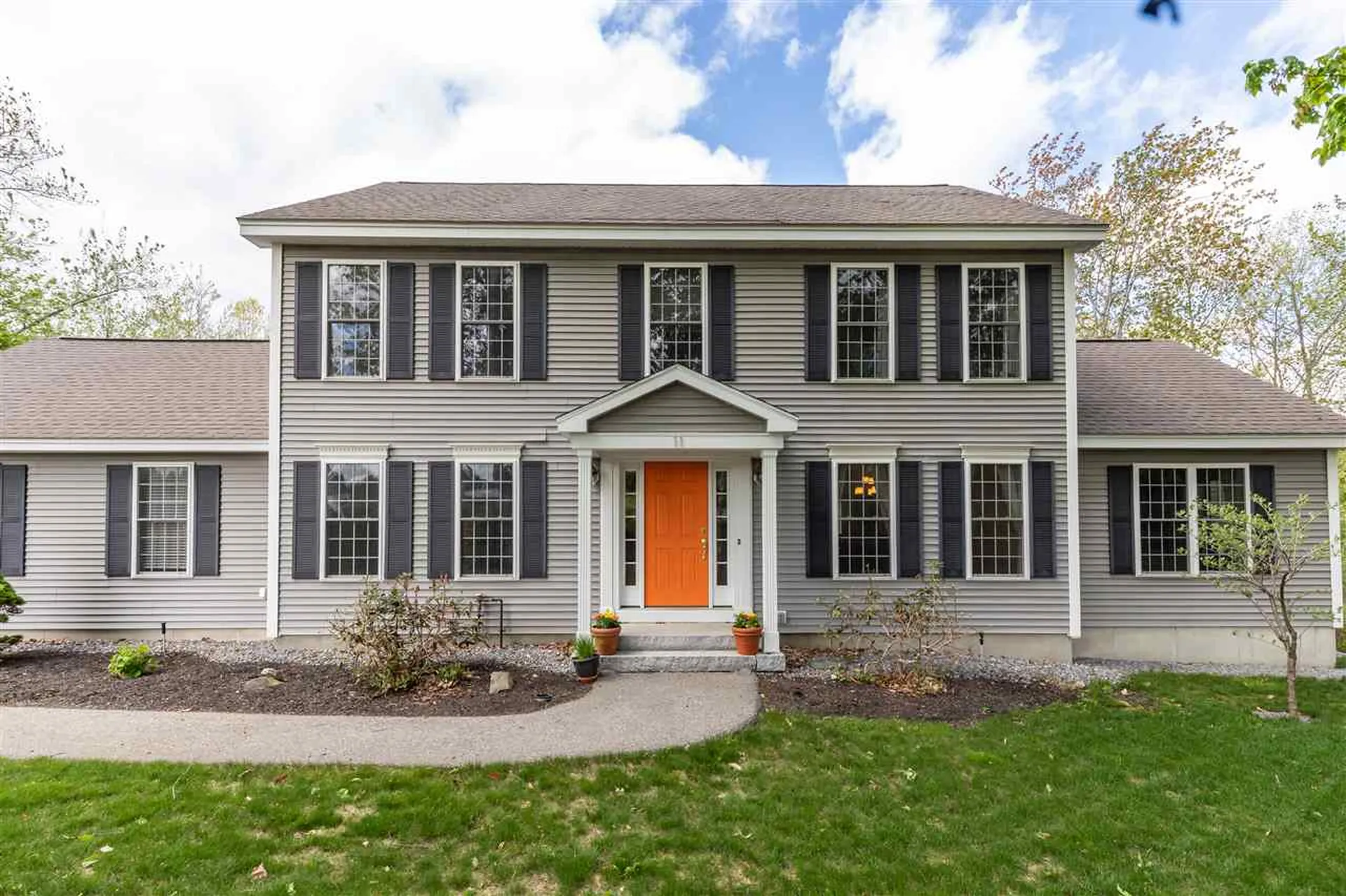 11 Inkberry Road New Boston NH 03070