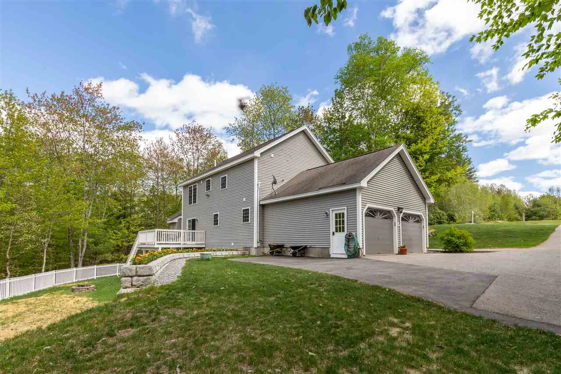 11 Inkberry Road New Boston NH 03070