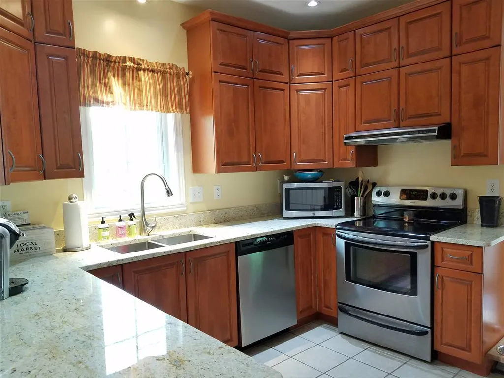 42 Pheasant Lane Canaan NH 03741