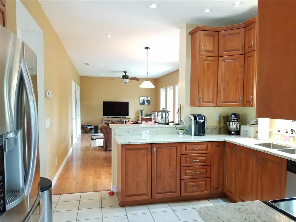 42 Pheasant Lane Canaan NH 03741
