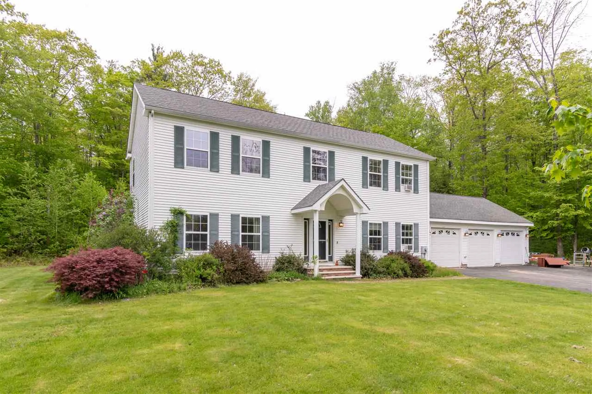13 Tufts Lane Center Harbor NH 03226