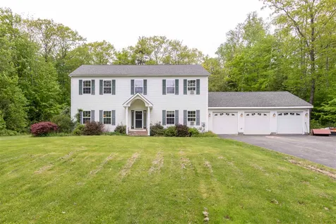 13 Tufts Lane Center Harbor NH 03226