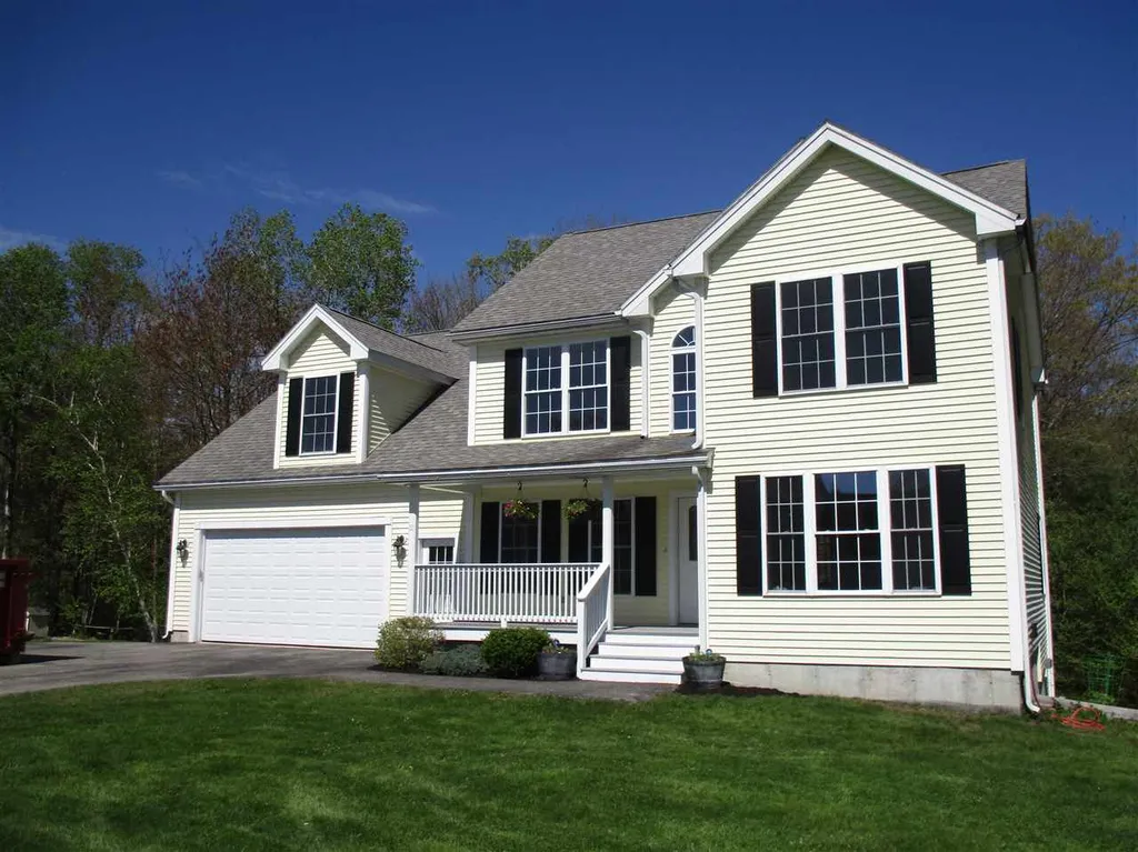 16 Maize Drive Somersworth NH 03878