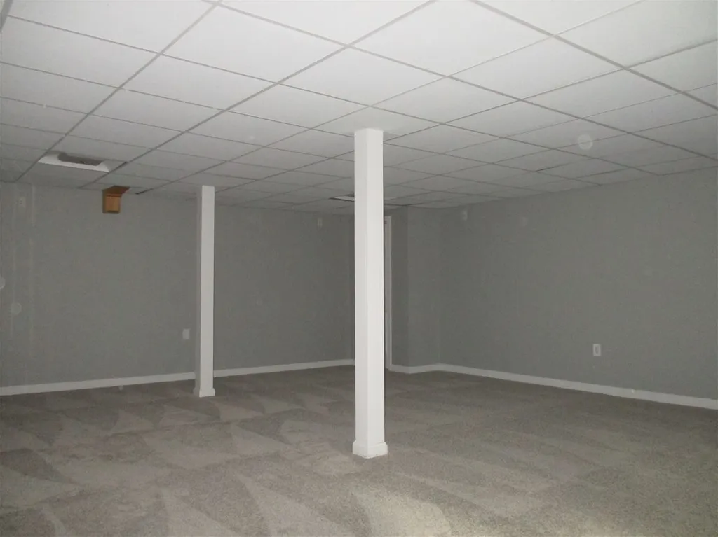16 Maize Drive Somersworth NH 03878