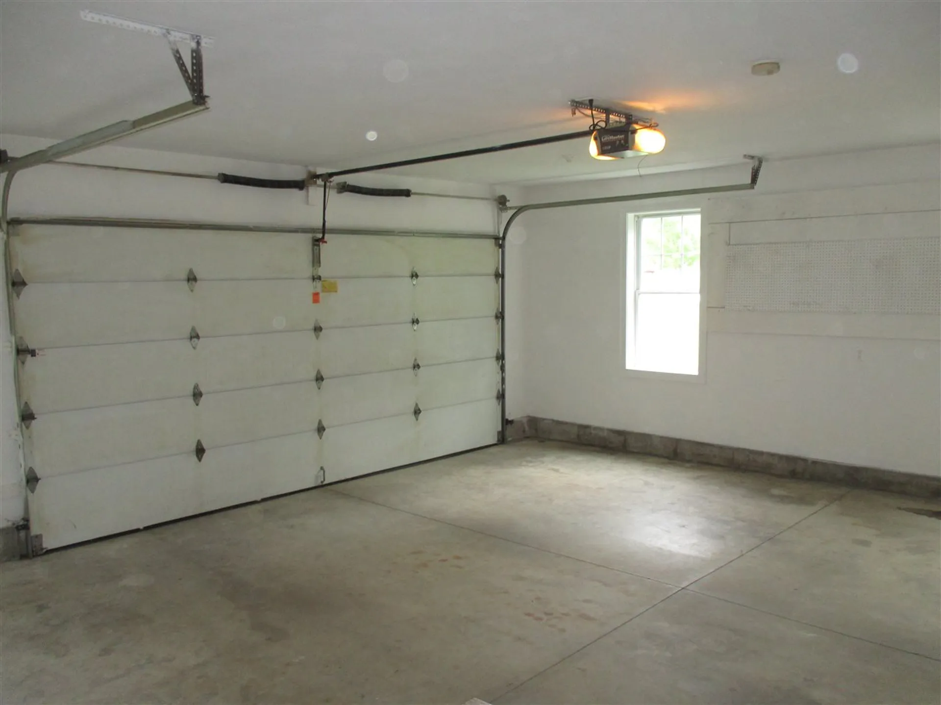16 Maize Drive Somersworth NH 03878