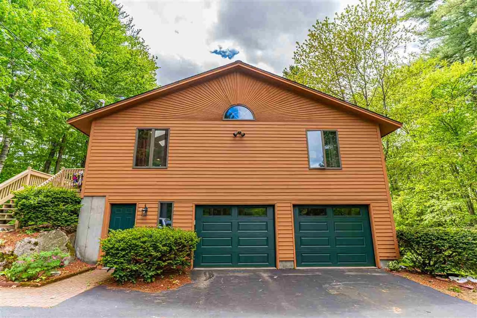 18 Rowell Road Sandown NH 03873