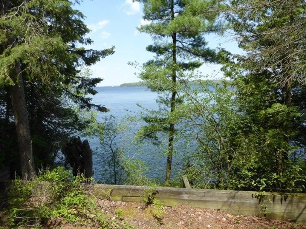 952 Coates Island Road Colchester VT 05446