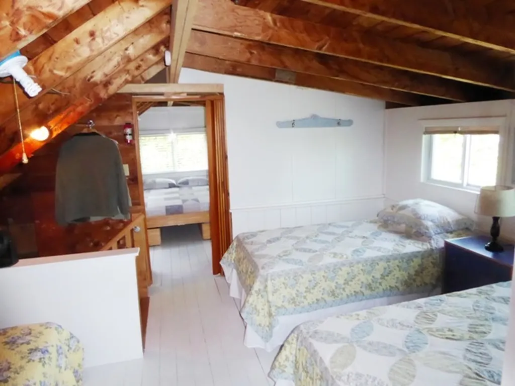 952 Coates Island Road Colchester VT 05446