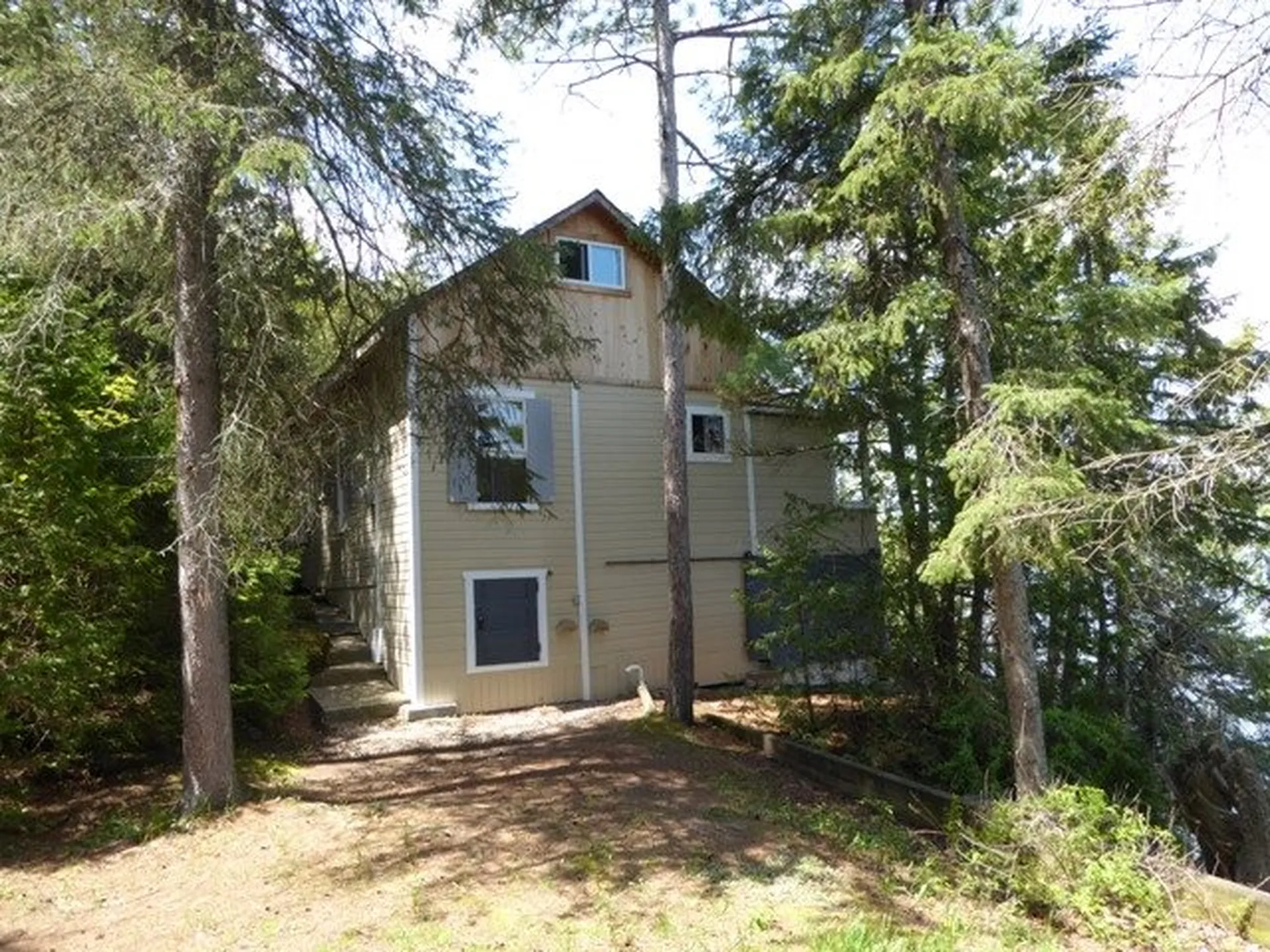 952 Coates Island Road Colchester VT 05446