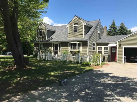 5 Dolliver Lane Kingston NH 03848