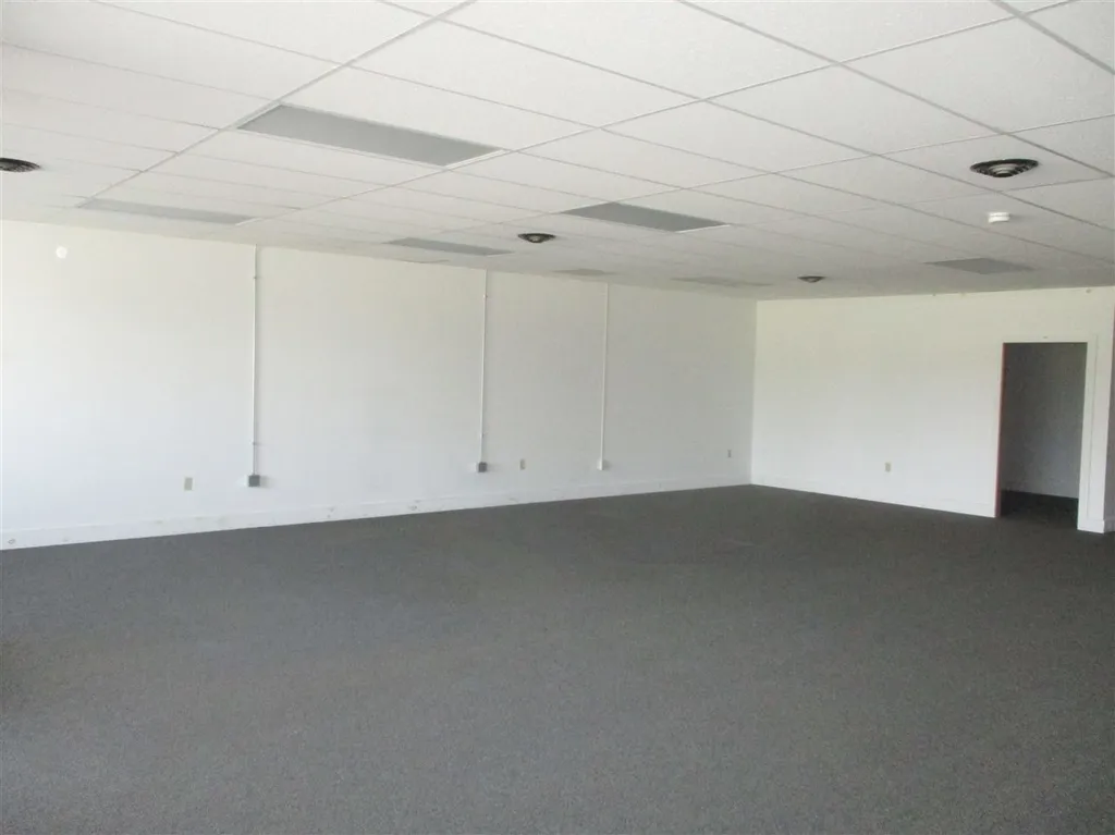 30-3 Mountain View Plaza Morristown VT 05661