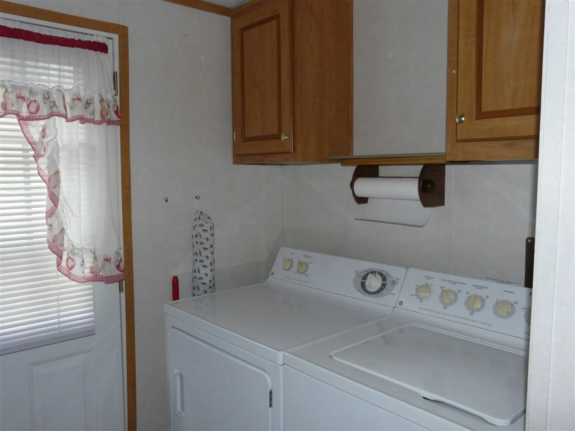 35 Hickory Avenue North Hampton NH 03862