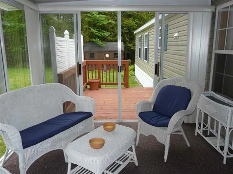 35 Hickory Avenue North Hampton NH 03862