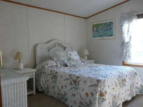 35 Hickory Avenue North Hampton NH 03862