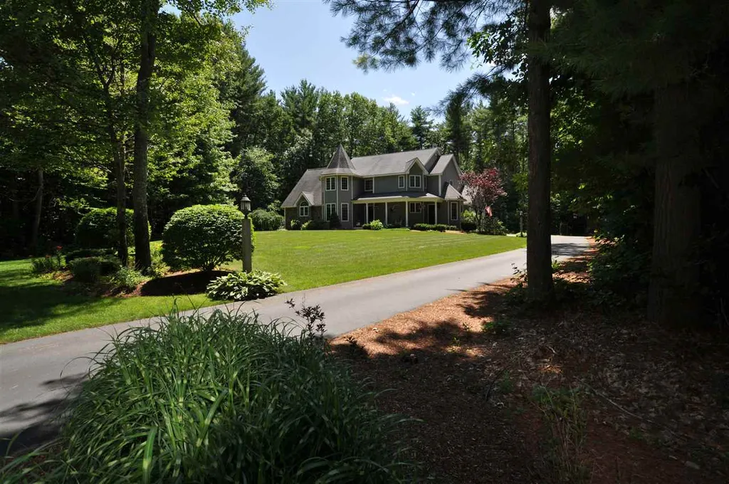 6 Tyng Hill Road Hollis NH 03049