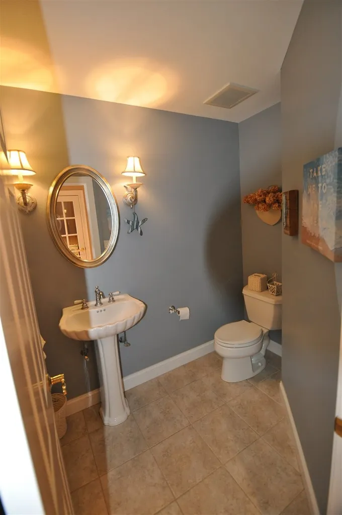 6 Tyng Hill Road Hollis NH 03049