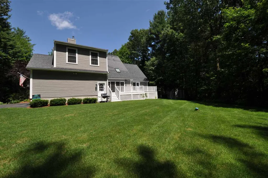 6 Tyng Hill Road Hollis NH 03049