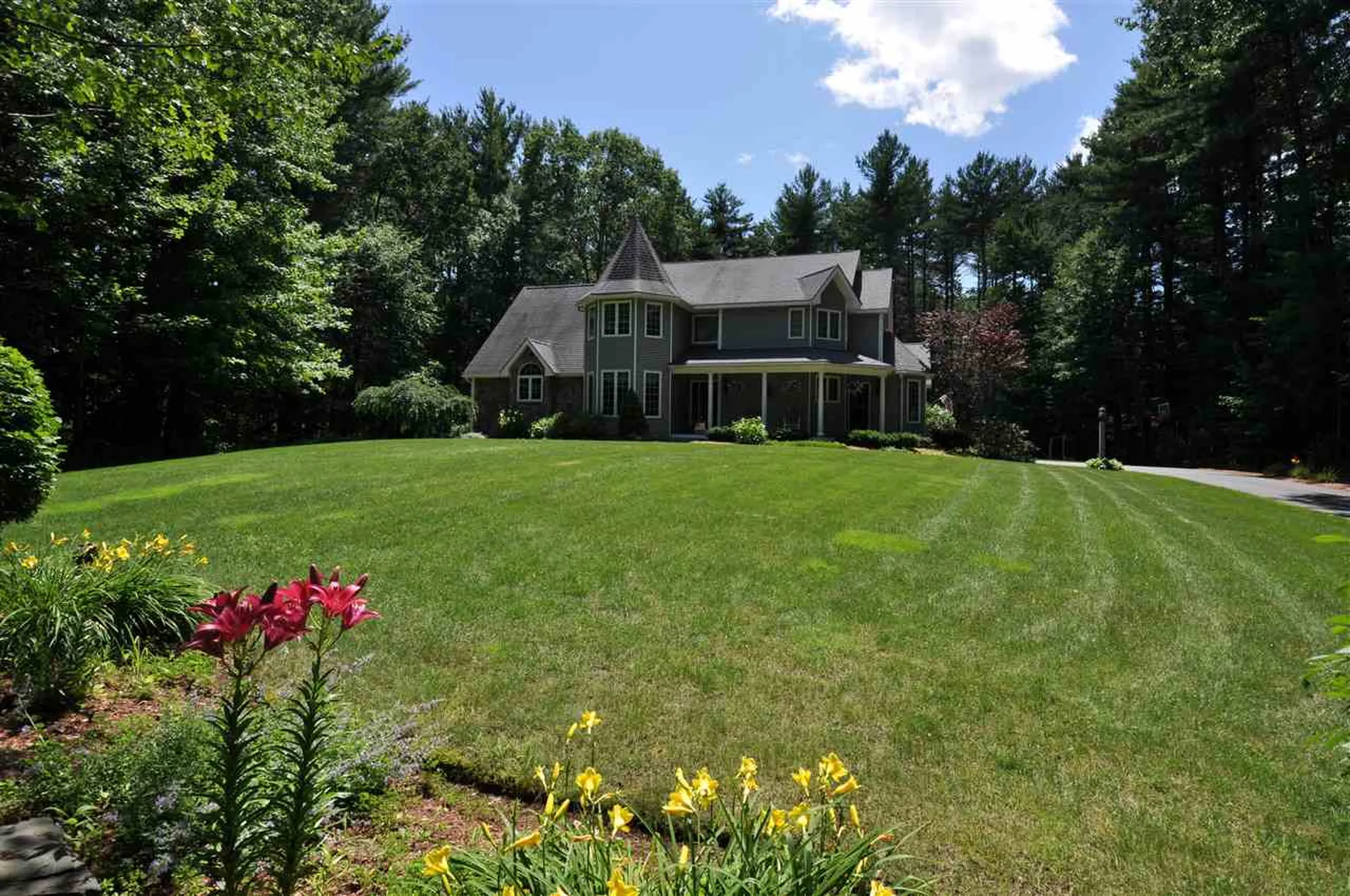 6 Tyng Hill Road Hollis NH 03049