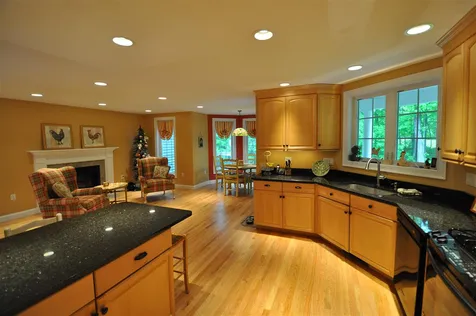 6 Tyng Hill Road Hollis NH 03049