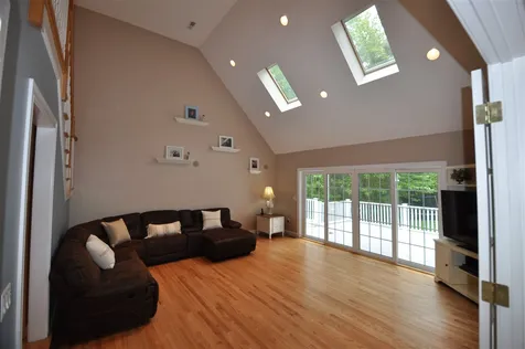 6 Tyng Hill Road Hollis NH 03049