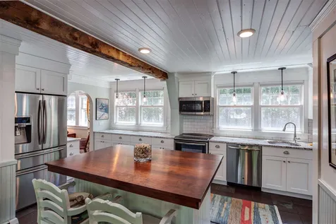 6 Mountain Avenue Woodstock VT 05091