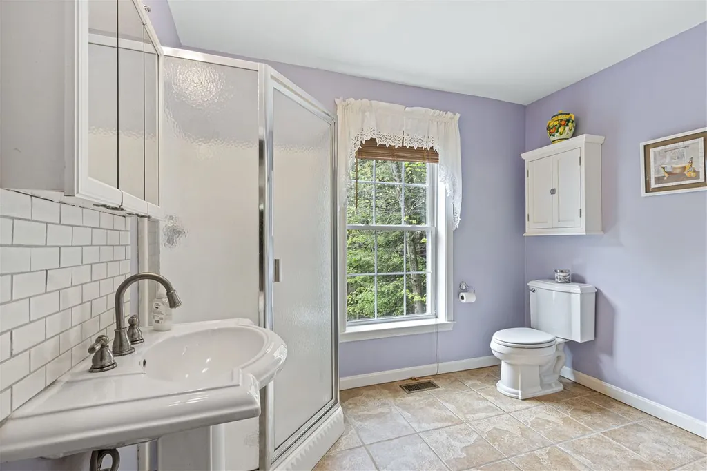 16 Madison Lane Newmarket NH 03857