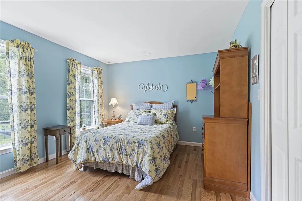 16 Madison Lane Newmarket NH 03857