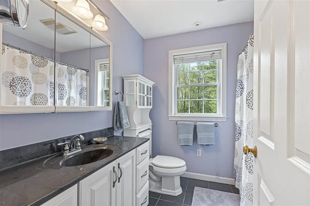 16 Madison Lane Newmarket NH 03857