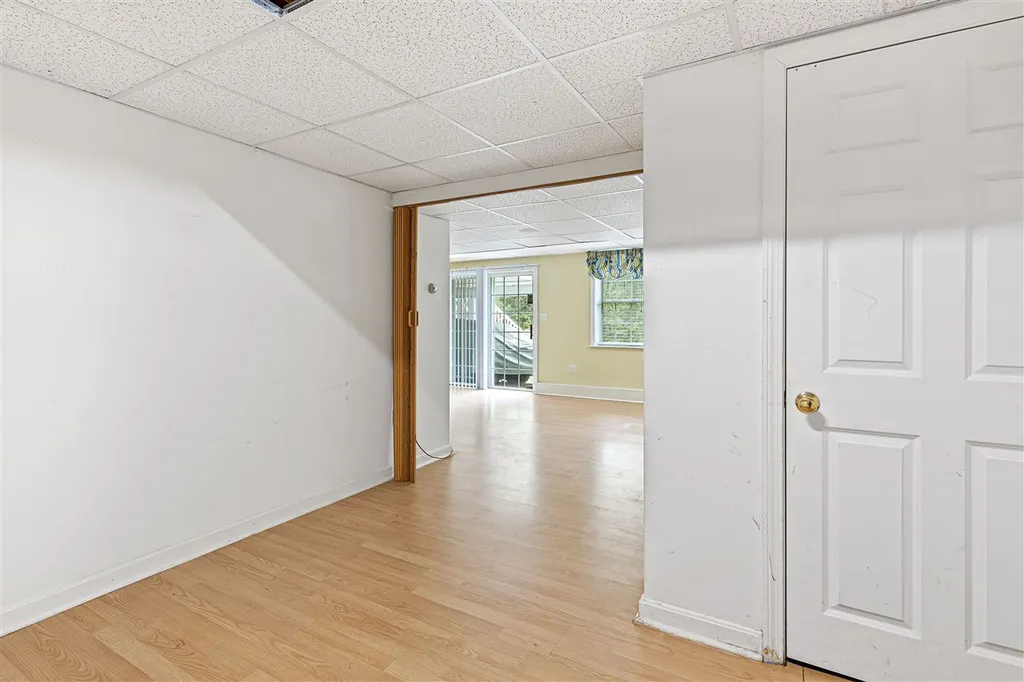 16 Madison Lane Newmarket NH 03857