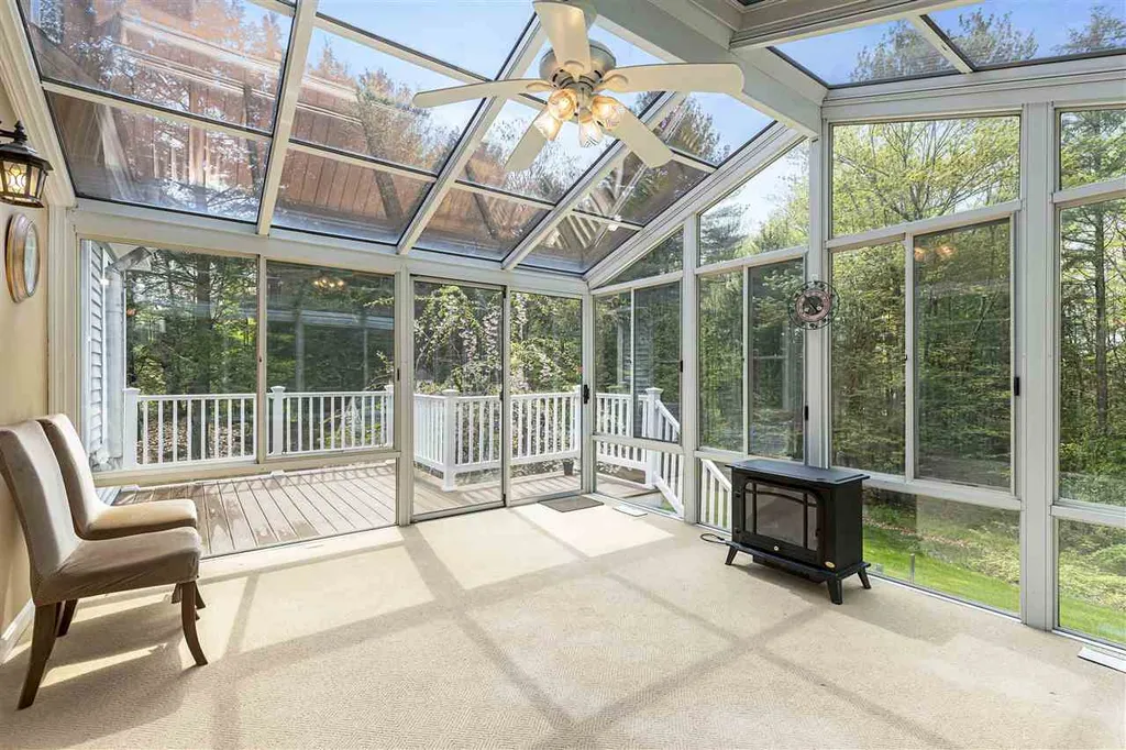 16 Madison Lane Newmarket NH 03857