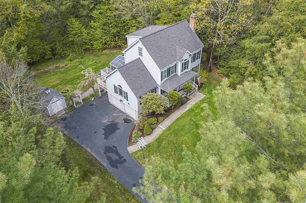 16 Madison Lane Newmarket NH 03857