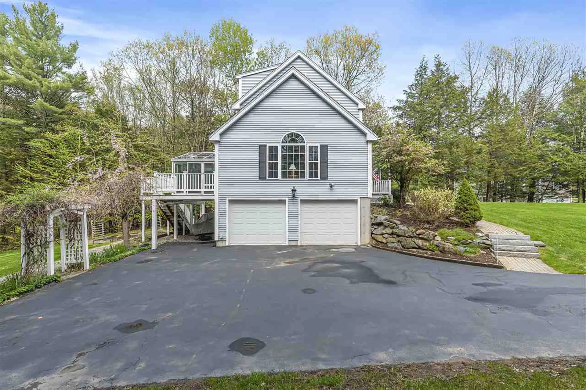 16 Madison Lane Newmarket NH 03857