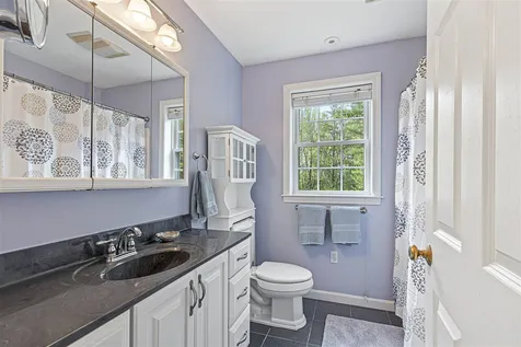 16 Madison Lane Newmarket NH 03857