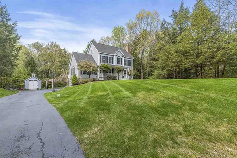 16 Madison Lane Newmarket NH 03857