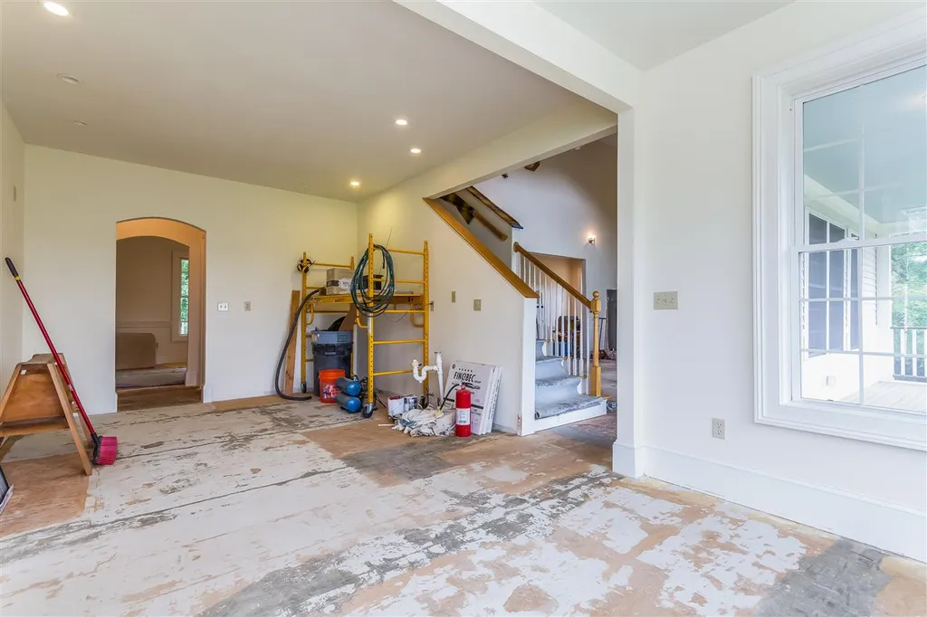48 Briar Hill Road New Boston NH 03070
