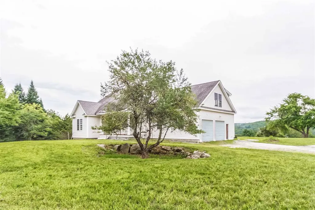 48 Briar Hill Road New Boston NH 03070