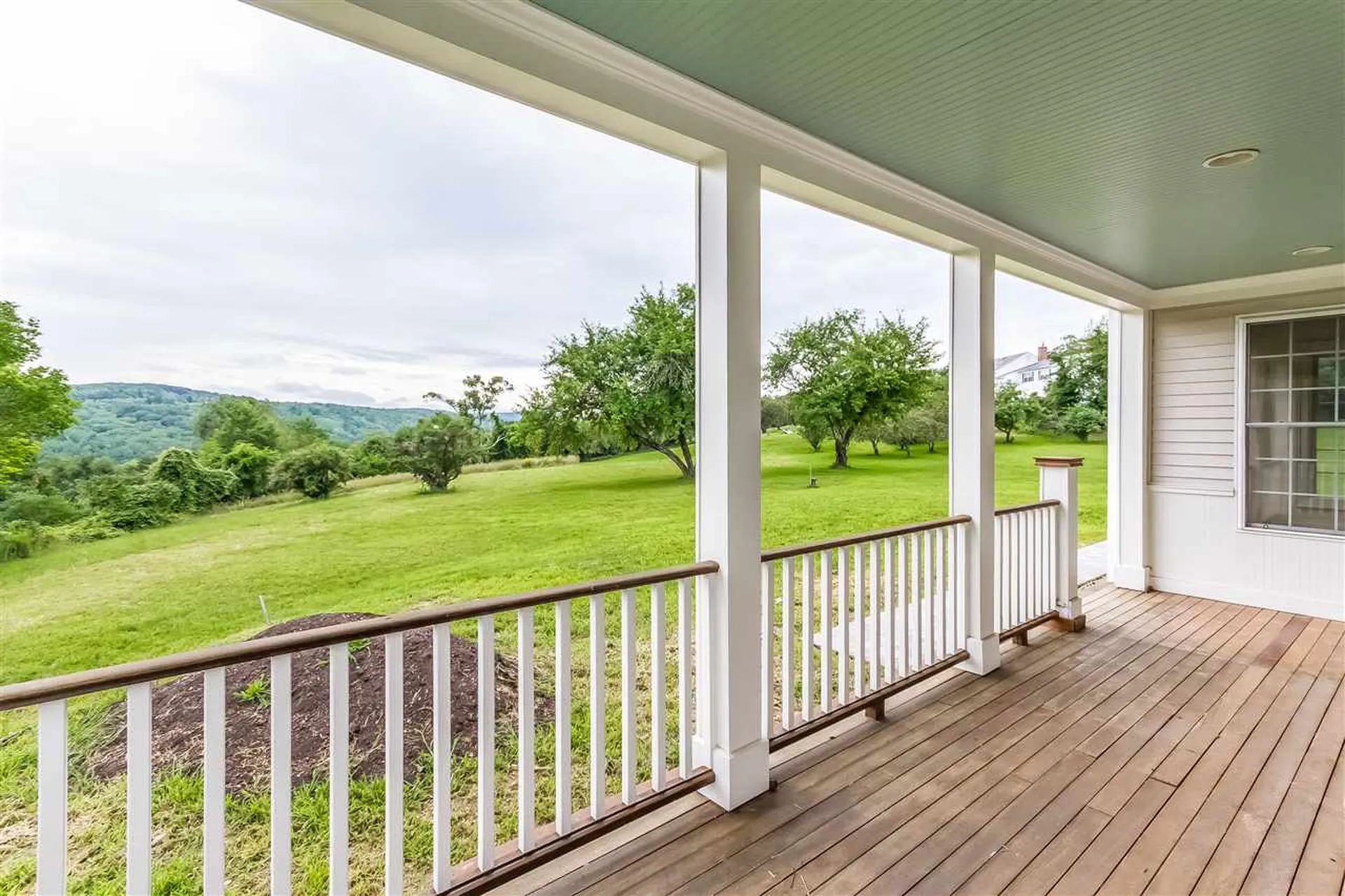 48 Briar Hill Road New Boston NH 03070