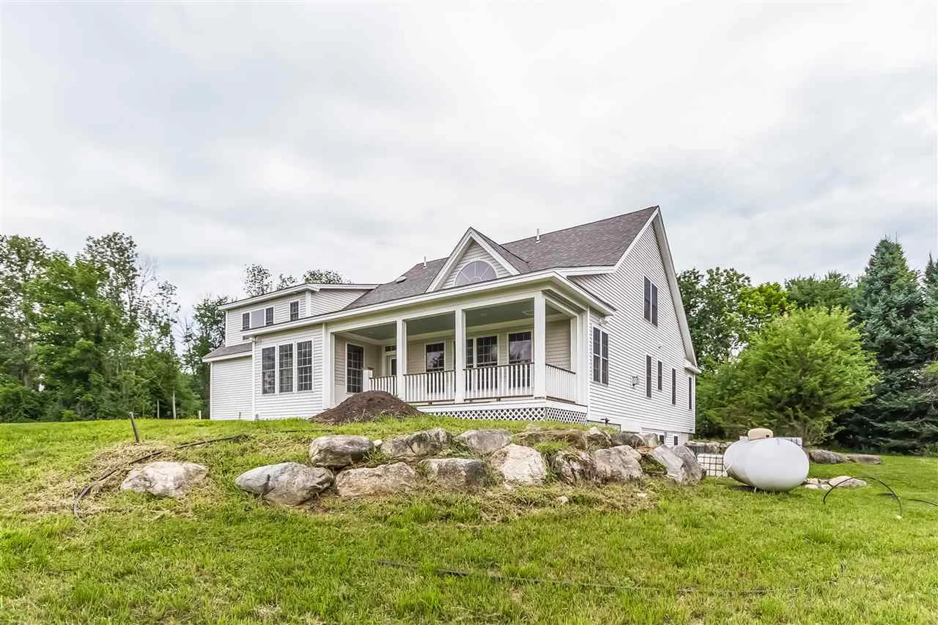 48 Briar Hill Road New Boston NH 03070