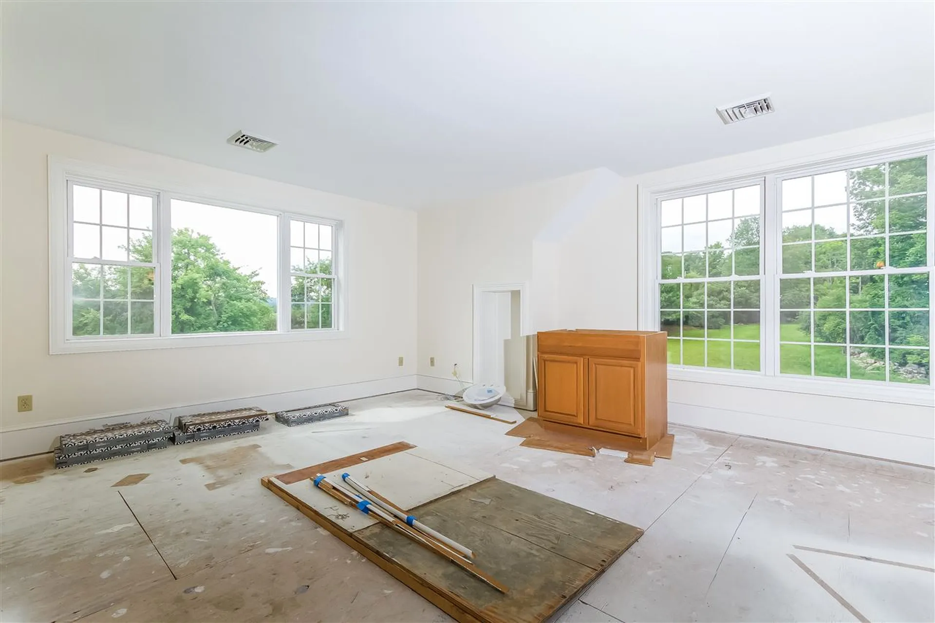 48 Briar Hill Road New Boston NH 03070