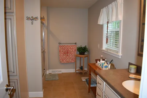 44 Aspen Way North Hampton NH 03862