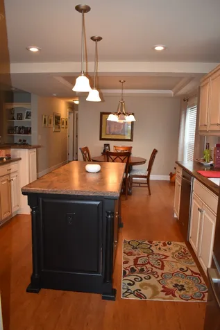 44 Aspen Way North Hampton NH 03862