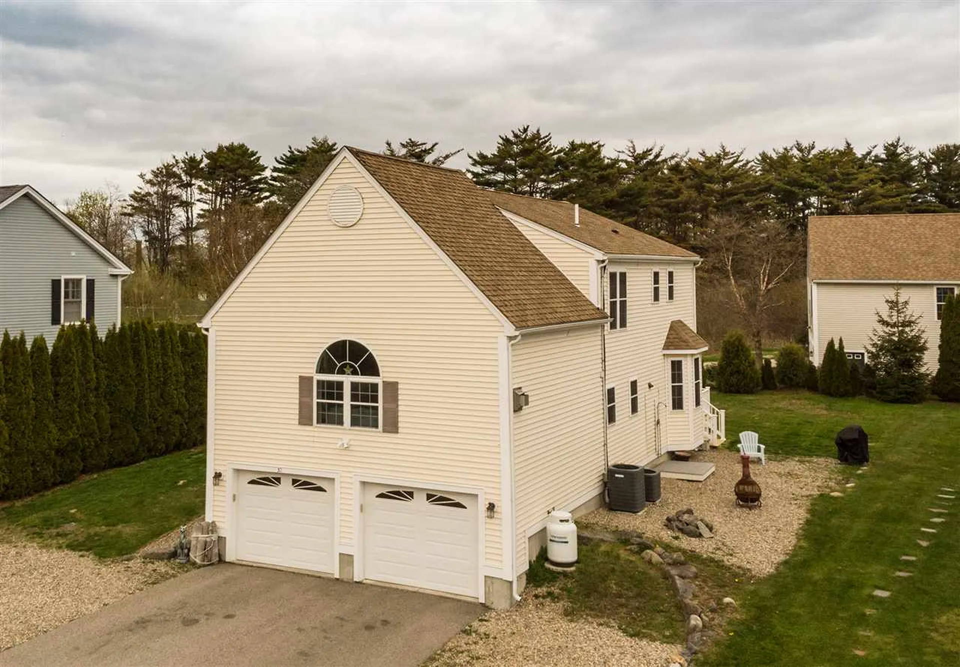 32 Fort Hill Avenue Extension York ME 03909
